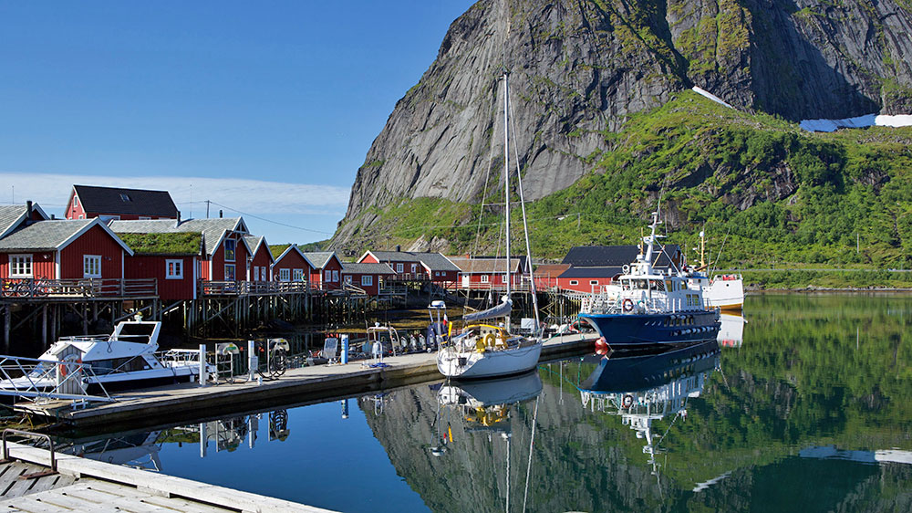 blauwasser_marina_norwegen_lofoten_reine_steg