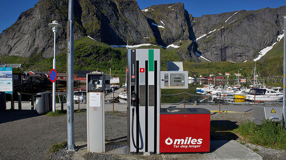 blauwasser_marina_norwegen_lofoten_reine_tankstelle