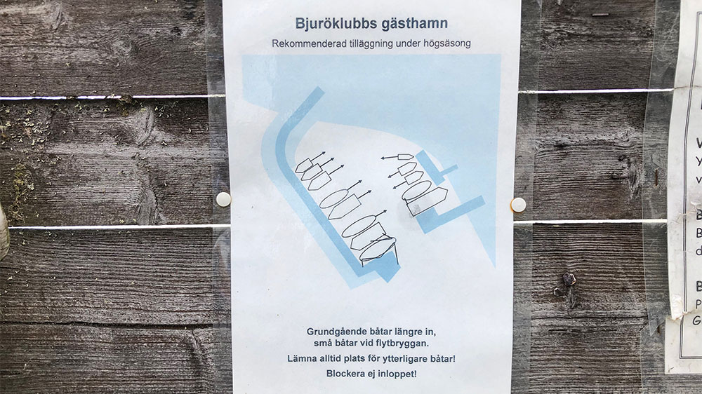 blauwasser_marina_schweden_bjuroeklubb_liegeplatz_anleitung