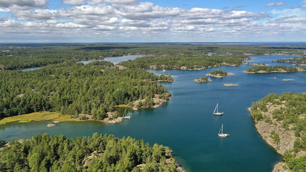 blauwasser_marina_schweden_ostkueste_langoe_traessoe_ankern
