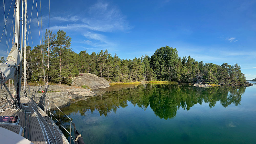 blauwasser_marina_schweden_ostkueste_langoe_traessoe_stille