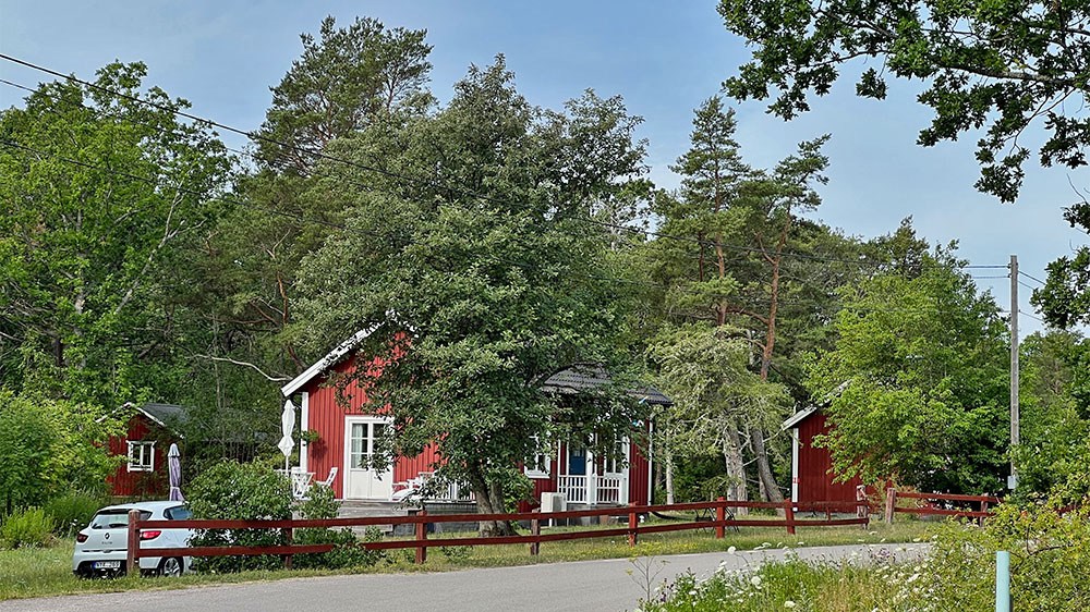 blauwasser_marina_schweden_ostschaeren_nabbelund_haeuser