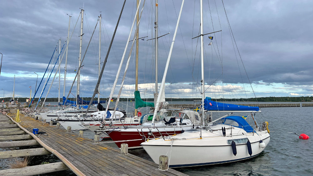 blauwasser_marina_schweden_ostschaeren_nabbelund_steg