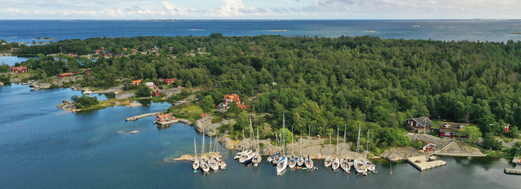 blauwasser_marina_schweden_ostschaeren_roedloega_header