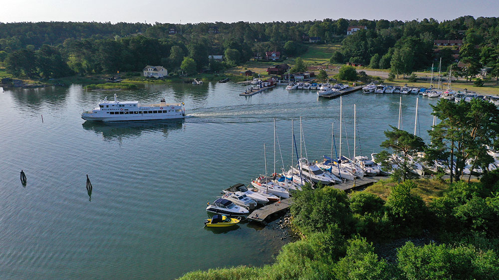 blauwasser_marina_schweden_ostschaeren_utoe_geschuetzt