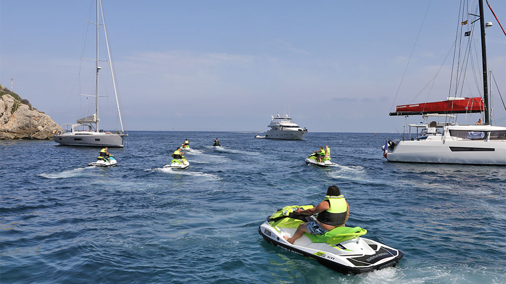 blauwasser_marina_spanien_balearen_portals_vells_tagesgaeste