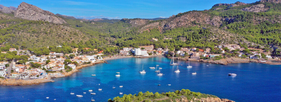 blauwasser_marina_spanien_balearen_sant_elm_header