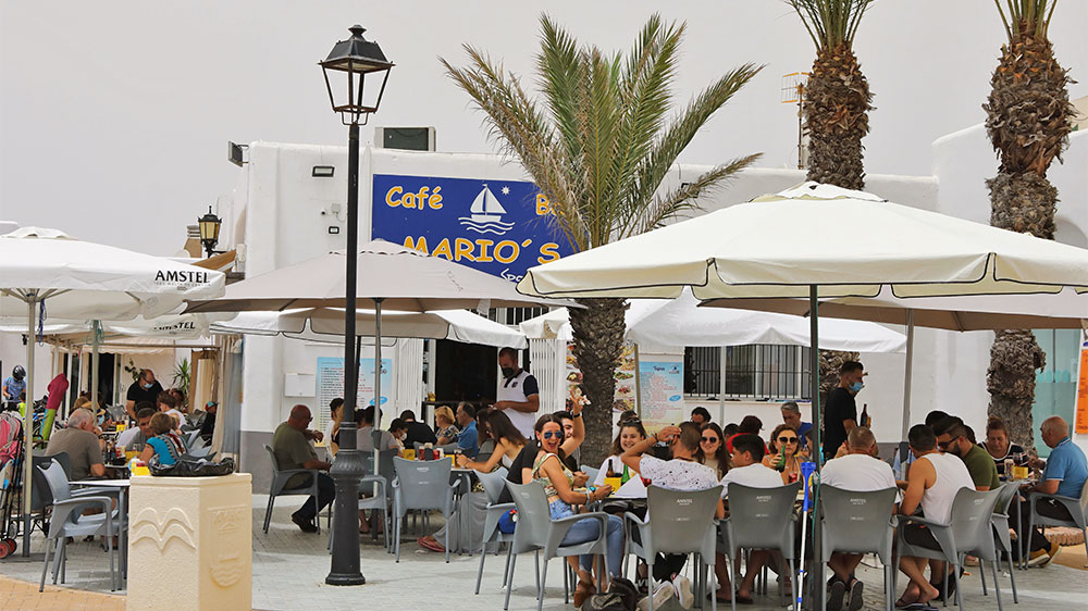 blauwasser_marina_spanien_suedkueste_almerimar_marios_restaurant