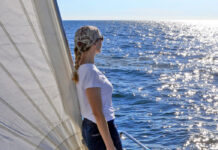 Sonnen beim Segeln: Tipps für optimalen Schutz