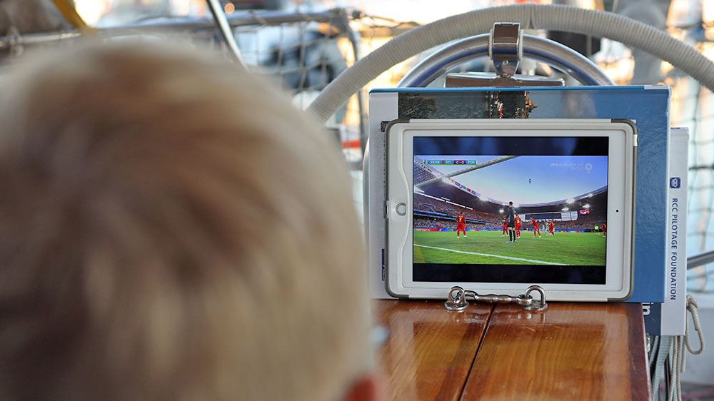 blauwasser_mobiles_internet_fussball_streamen