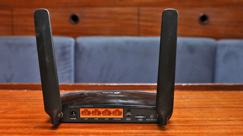 blauwasser_mobiles_internet_mobilfunk_router_fest_installiert