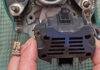 Foto-Anleitung: Laderegler an der Lichtmaschine tauschen (Volvo Penta)