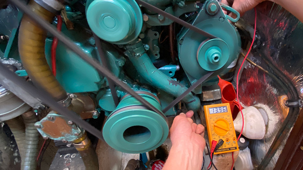 blauwasser_motor_laderegler_lichtmaschine_tausch_pruefung