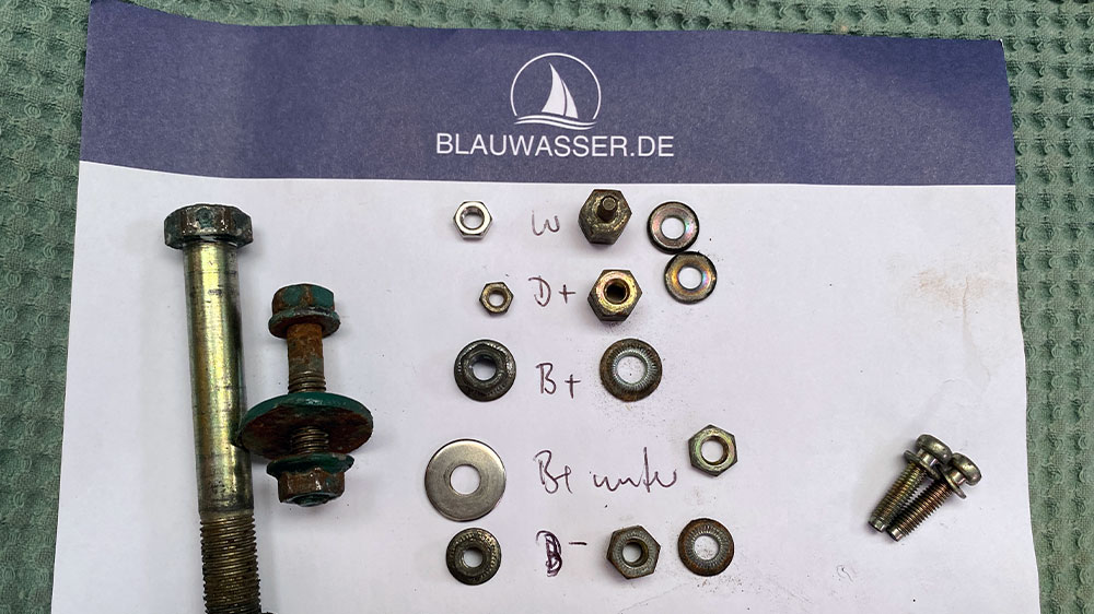 blauwasser_motor_laderegler_lichtmaschine_tausch_zettel