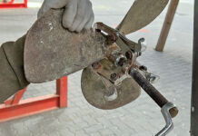 Foto-Anleitung: Schiffsschraube/Propeller abbauen/wechseln