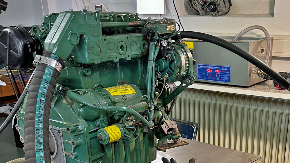 blauwasser_motor_wartung_kuehlung_einkreis_pumpe_elekrisch