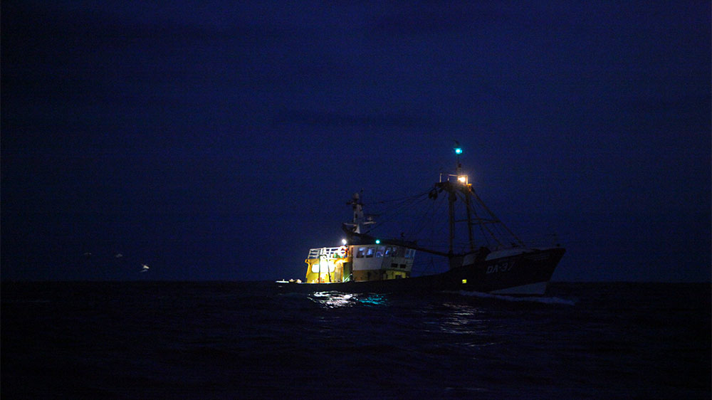 blauwasser_nachtfahrt_nachtsegeln_yacht_begegnung