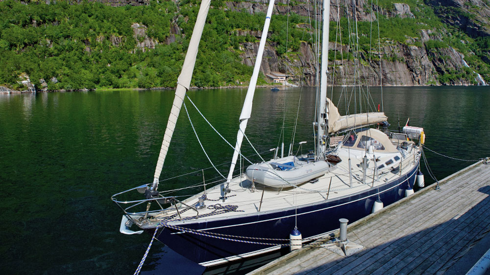 blauwasser_naturhafen_norwegen_lofoten_trollfjord_steg