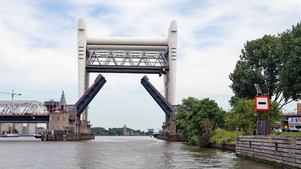 blauwasser_niederlande_stehende_mastroute_sued_bruecken