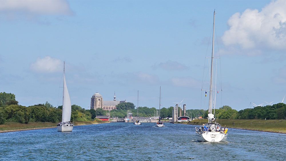 blauwasser_niederlande_stehende_mastroute_sued_middelbrug