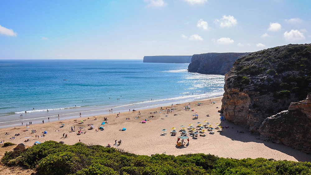 blauwasser_portugal_ankerplatz_praia_do_beliche_overview