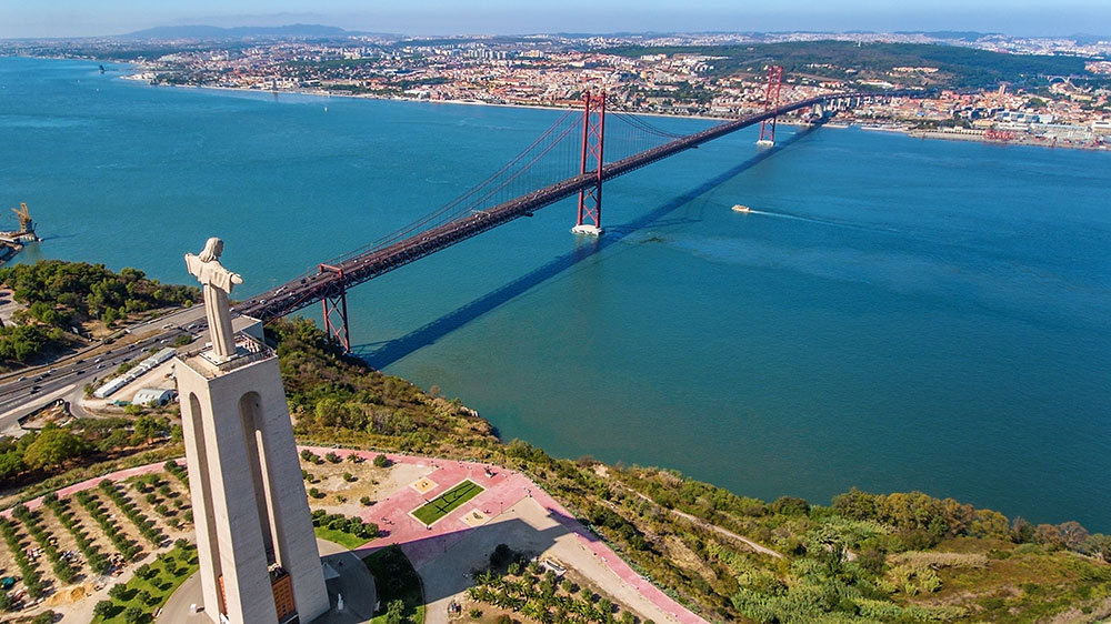blauwasser_portugal_hafen_expo_marina_bruecke_25_april