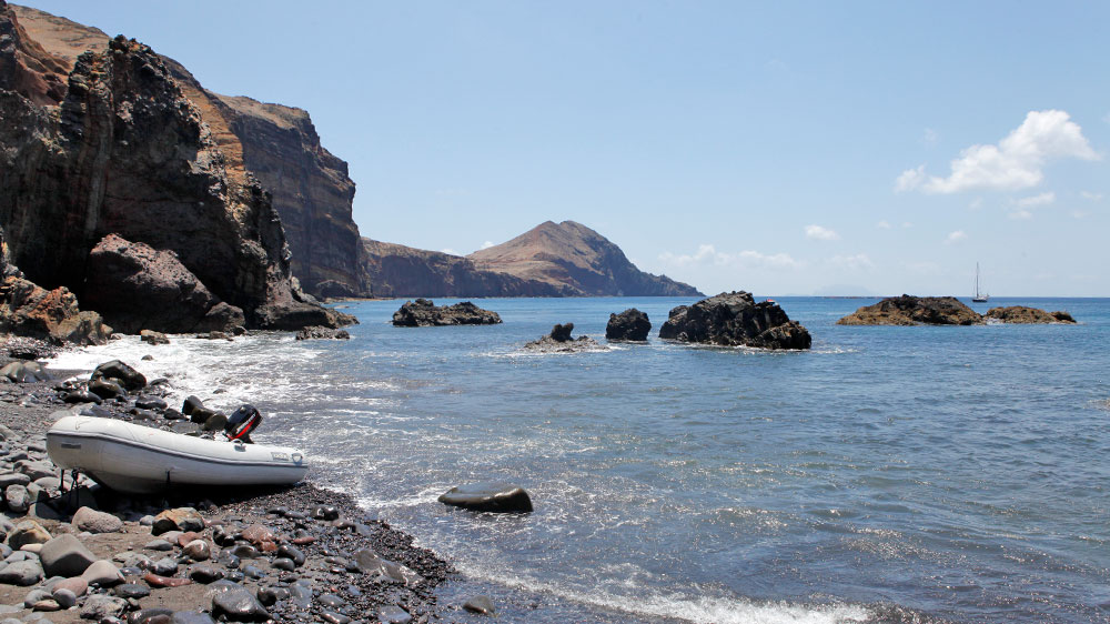 blauwasser_portugal_hafen_madeira_enseada_da_abra_beiboot