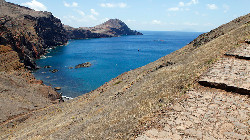 blauwasser_portugal_hafen_madeira_enseada_da_abra_bucht