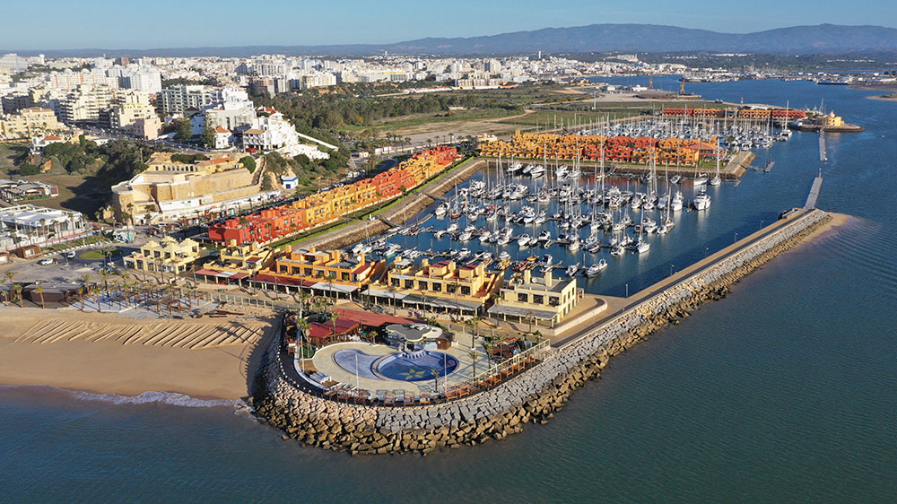 blauwasser_portugal_hafen_portimao_marina_ansicht