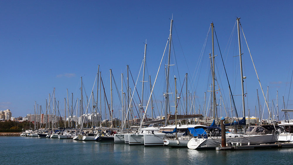 blauwasser_portugal_hafen_portimao_marina_liegeplaetze