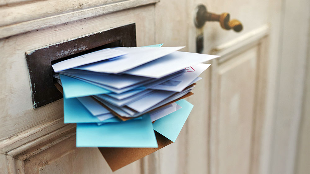 blauwasser_postanbord_briefkasten_voll