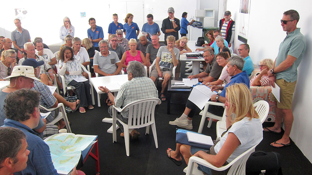 blauwasser_rally_grand_large_socialising
