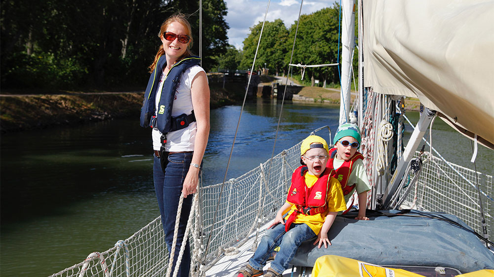 blauwasser_rettungsweste_kinder_familie