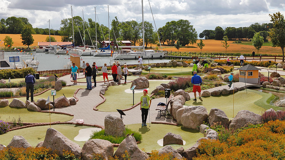 blauwasser_revier_schweden_goeta-kanal_kinder_minigolf