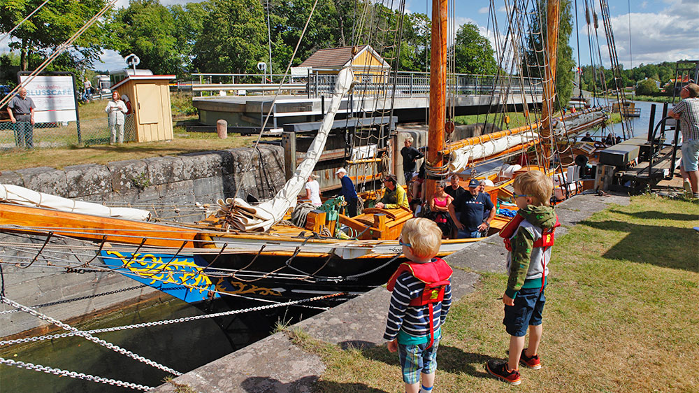 blauwasser_revier_schweden_goeta-kanal_kinder_traditionssegler