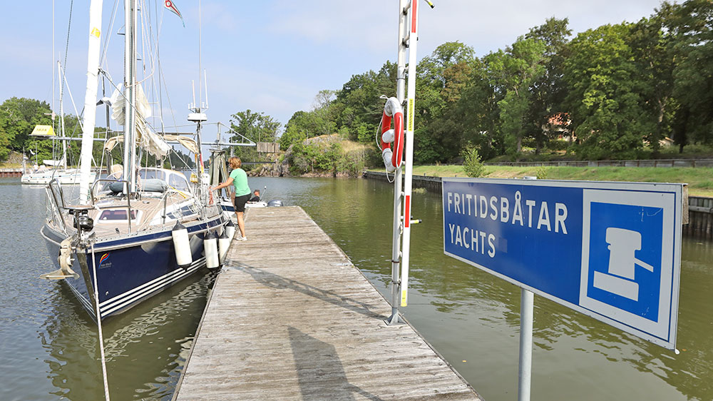 blauwasser_revier_trollhaette_kanal_schweden_warteplatz