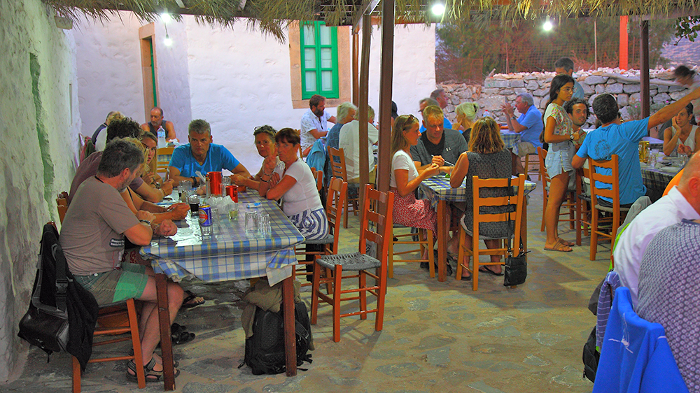 blauwasser_revierbericht_griechenland_dodekanes_levitha_taverne