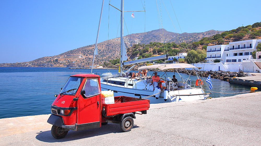 blauwasser_revierbericht_griechenland_dodekanes_nisyros_mandreaki_hafen