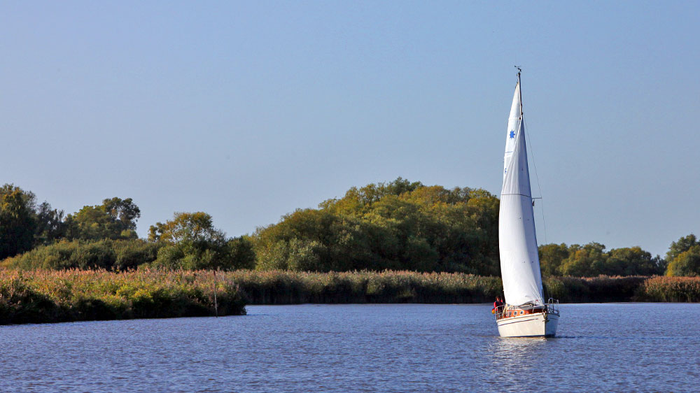 blauwasser_reviere_segeln_deutschland_elbe_haseldorf_nebenelbe