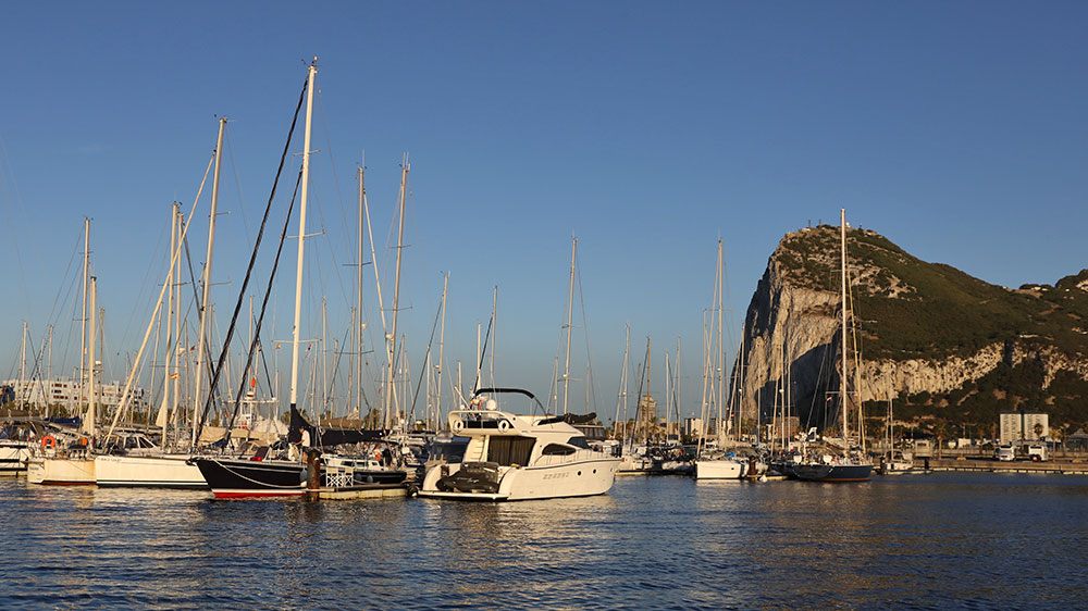 blauwasser_revierinfo_gibraltar_mittelmeer_alcaidesa