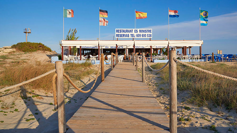 blauwasser_revierinformation_formentera_beachbar