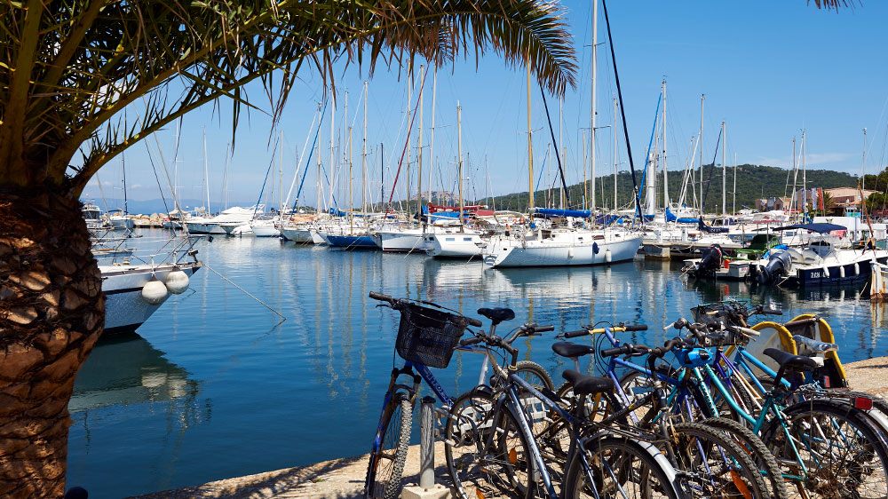 blauwasser_revierinformation_frankreich_iles_d_hyeres_hafen_porquerolles