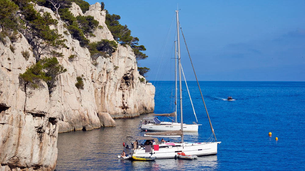 blauwasser_revierinformation_frankreich_mittelmeer_festmachen_landleine