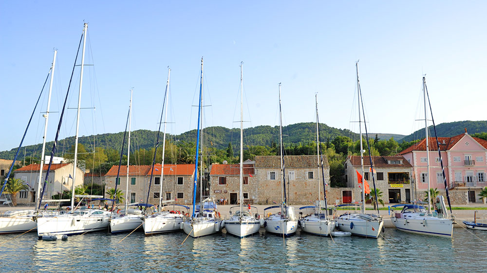 blauwasser_revierinformation_kroatien_sueddalmatien_stari_grad