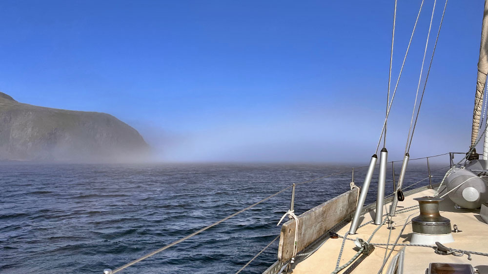 blauwasser_revierinformation_norwegen_nordkap_nebelziehtauf