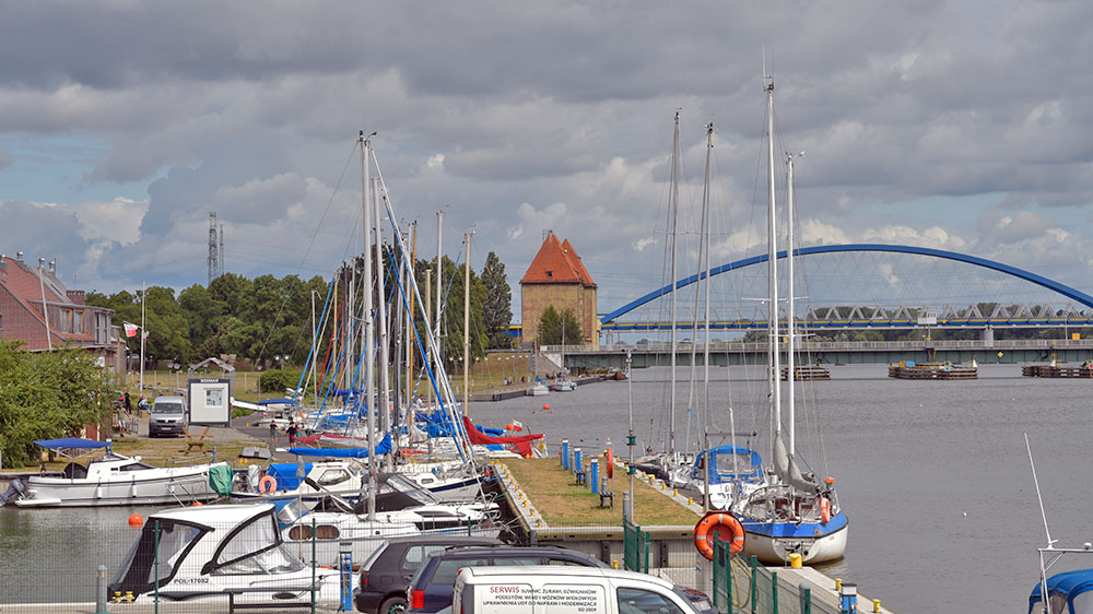 blauwasser_revierinformation_ostsee_polen_stettiner_haff_bogenbruecke