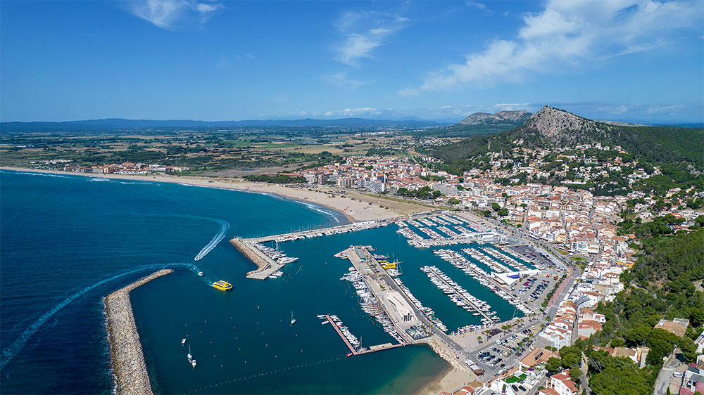 blauwasser_revierinformation_spanien_mittelmeer_costa_brava_estartit_strand