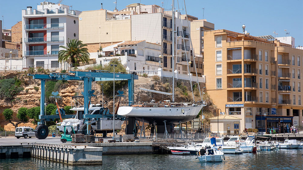 blauwasser_revierinformation_spanien_mittelmeer_costa_daurada_travellift