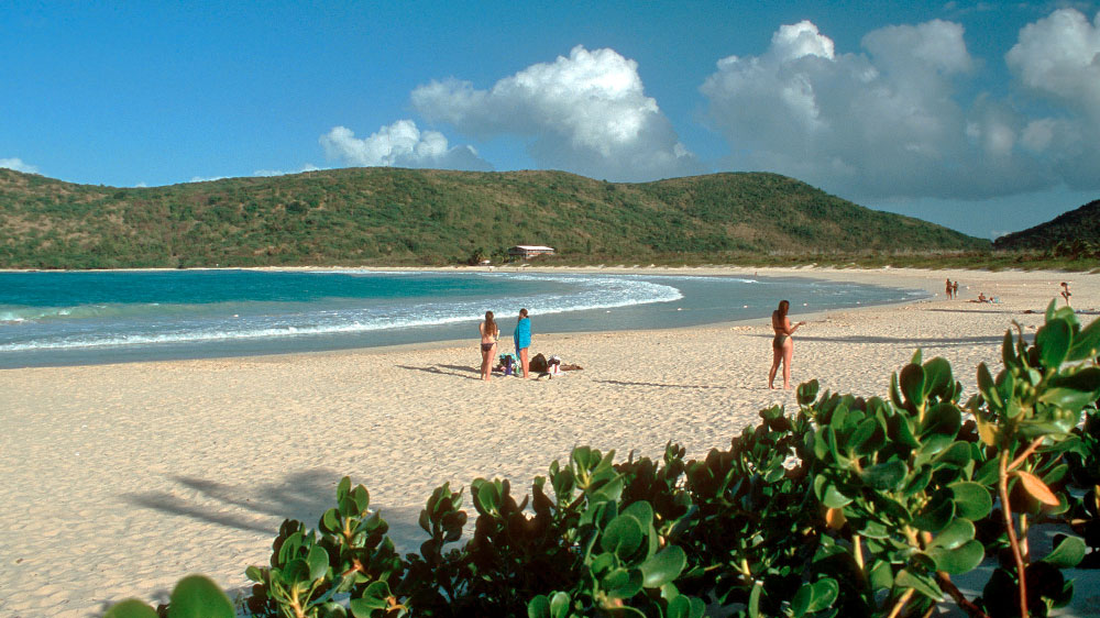 blauwasser_revierinformation_spanish_virgin_islands_culebra_flamenco_beach