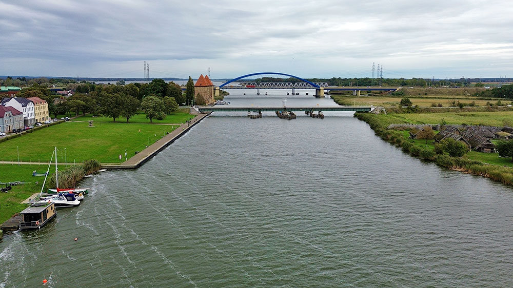 blauwasser_revierinformation_tipps_ostsee_polen_stettiner_haff_wollin_bruecke